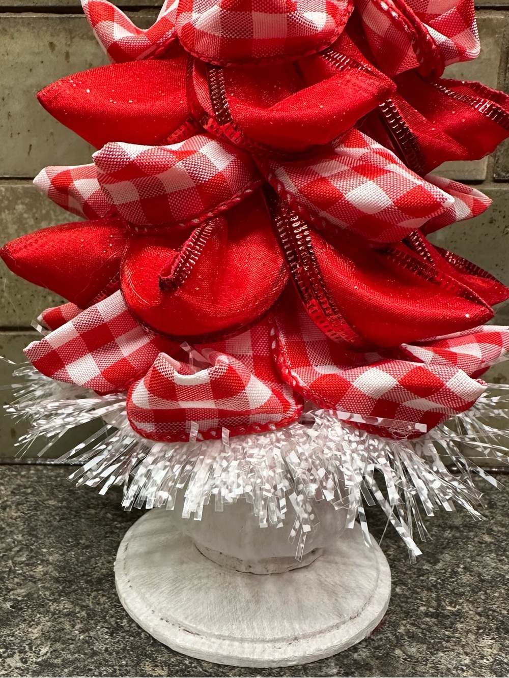 Red Gingham Tabletop Ribbon Christmas Tree - - Picture 2 of 4